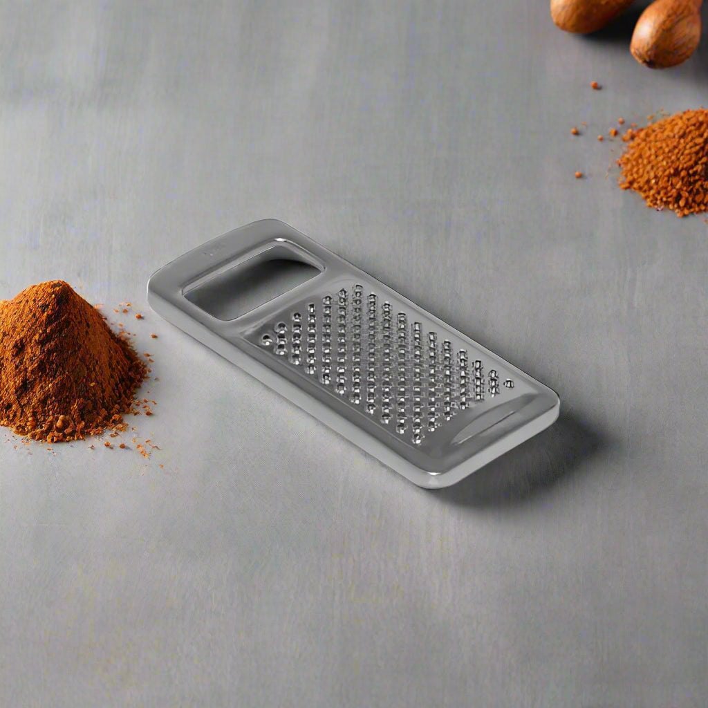 Small stainless steel nutmeg grater 